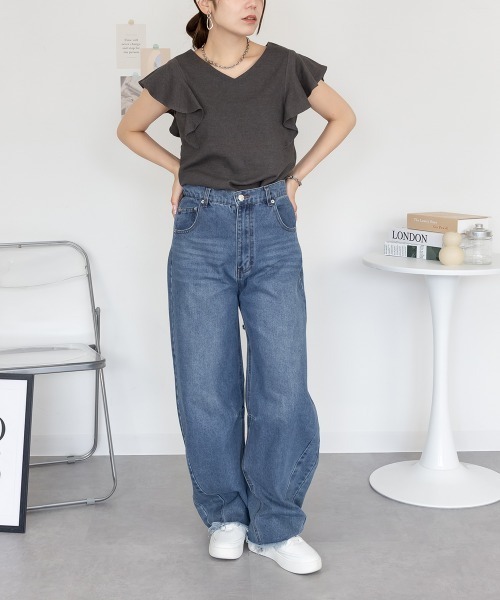 aity(アイティ)の「フレアーフレンチスリーブトップス ワッフル素材 フレアーシルエット コットン(Tシャツ/カットソー・レディース・ブラック/ホワイト/チャコールグレー/グレー・LL/3L/4L/M/L)」の11枚目の写真