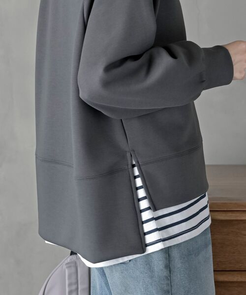 rps（アールピーエス）の「レイヤーネックラグランスリーブプルオーバー（スウェット・レディース・アイボリー/チャコールグレー/グレイッシュブルー/モカ・フリー）」の20枚目の写真