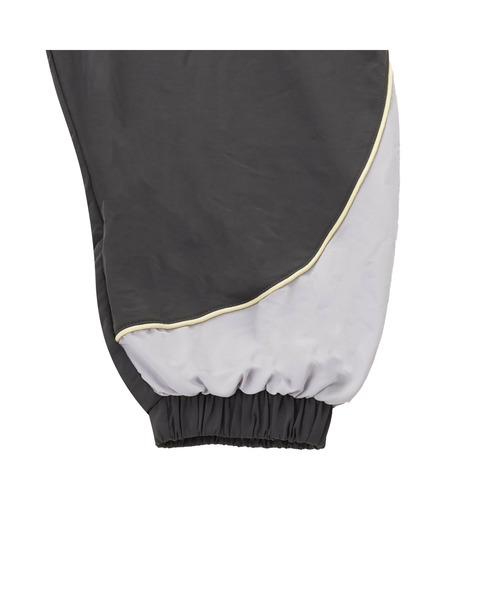 PUMA（プーマ）の「PUMA プーマ ウィメンズ CORE HERITAGE ラインド ウーブン ジャケット（ブルゾン・レディース・オフホワイト/ブラック/ダークグレー・MEDIUM/LARGE/X-LARGE/SMALL）」の12枚目の写真