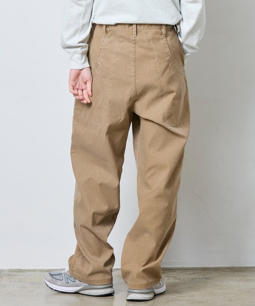 L.L.Bean(エルエルビーン)の「【JAPAN EDITION】プロスペクト・ダブル・ニー・パンツ(その他パンツ・メンズ・グレー/キャメル・LARGE/MEDIUM)」の3枚目の写真