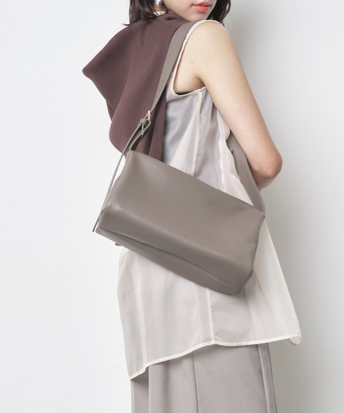 kaoriさん♡ワンハンドルバッグ kaoriさん♡ワンハンドルバッグ 13c2309190b9c5ccee9244229ce4a4