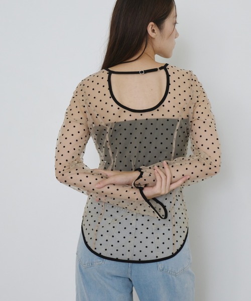 ANDRESD（アンドレスド）の「ドットシアートップス / dot sheer tops（シャツ/ブラウス・レディース・ベージュ×ブラック/ブラック/ベージュ・M/S）」の20枚目の写真