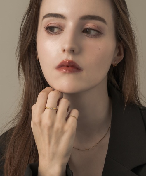 muku(ムク)の「RING/TRIPLE ZIRCONIA(リング・レディース・ゴールド/シルバー・11)」の12枚目の写真