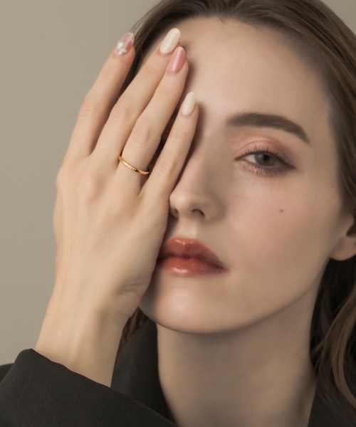 muku(ムク)の「RING/TRIPLE ZIRCONIA(リング・レディース・ゴールド/シルバー・11)」の8枚目の写真