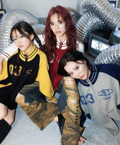 SPIRALGIRL（スパイラルガール）の「【iScreamコラボ】ナンバリングZIPニットカーディガン（ニット/セーター・レディース・ブラック/グレー/レッド・FREE）」の8枚目の写真