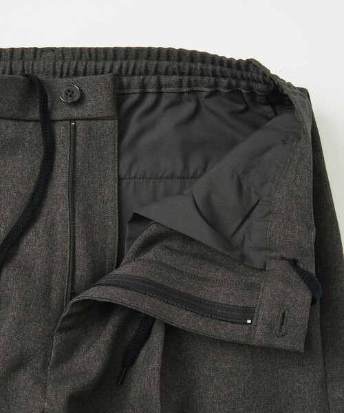 FREAK'S STORE(フリークスストア)の「LANATEC WOOLY リラックスフィット イージースラックス 【セットアップ対応】/ EASY SLACKS(スラックス・メンズ・ブラック/チャコールグレー/グレー・SMALL/MEDIUM/LARGE)」の13枚目の写真