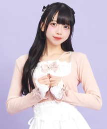 フリルレイヤード風トップス