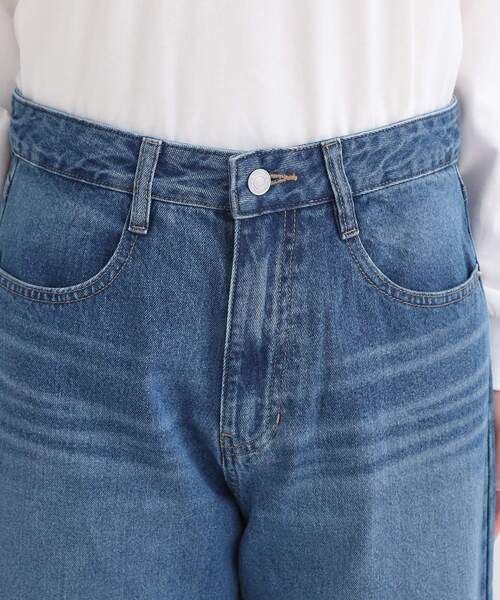 SHOO・LA・RUE（シューラルー）の「【高レビュー/S-LL】脚のラインを拾いにくい デニムワイドパンツ（デニムパンツ・レディース・チャコールグレー/ブルー/ブラック/ネイビー・01/02/03/04/10）」の18枚目の写真