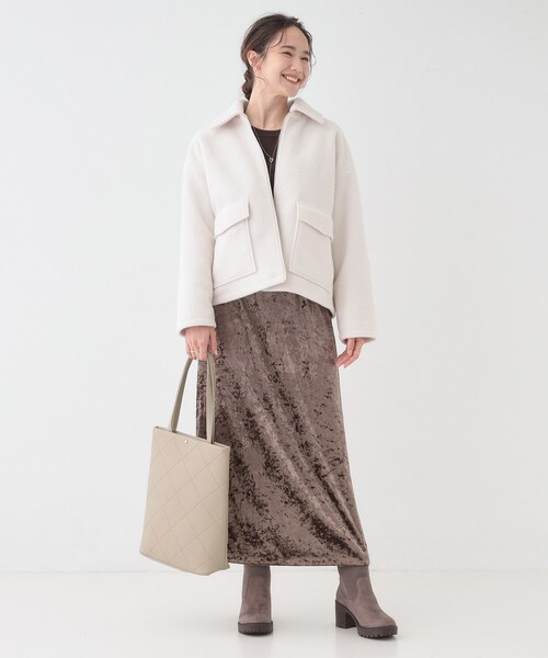 SHOO・LA・RUE(シューラルー)の「バイアスチェック型押しトートバッグ(トートバッグ・レディース・ナチュラル/ボルドー/ブラック・00)」の7枚目の写真