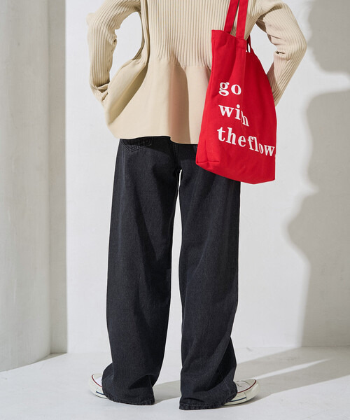 FREAK'S STORE（フリークスストア）の「限定展開　ストレート ルーズ デニム（デニムパンツ・レディース・ブラック/ブルー/ネイビー・27/26/25/24）」の13枚目の写真