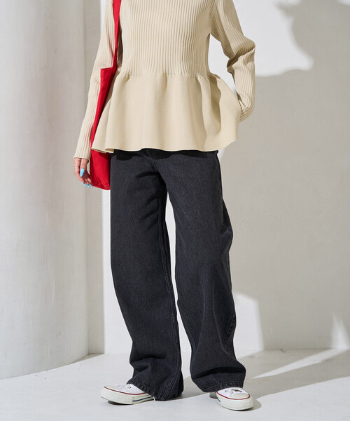 FREAK'S STORE（フリークスストア）の「限定展開　ストレート ルーズ デニム（デニムパンツ・レディース・ブラック/ブルー/ネイビー・27/26/25/24）」の4枚目の写真