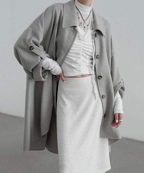 chuclla(チュクラ)の「【CHENTAITAI】 ベルトスリーブショートコート CTW25a018(その他アウター・レディース・グレー/ブラック・S)」の2枚目の写真