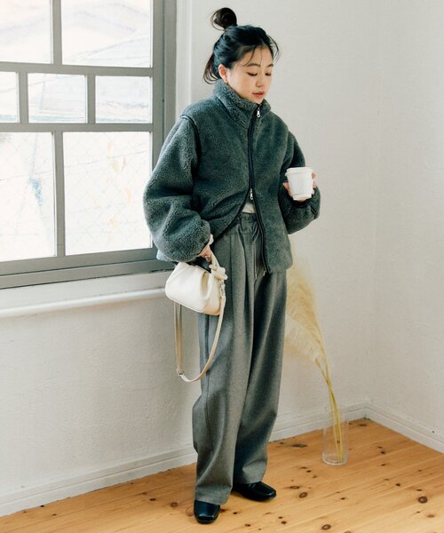 CIAOPANIC TYPY（チャオパニックティピー）の「【ぬくかる】2WAYふわボアスタンドジャケット（ブルゾン・レディース・アイボリー/ベージュ/チャコールグレー・ONE SIZE）」の9枚目の写真