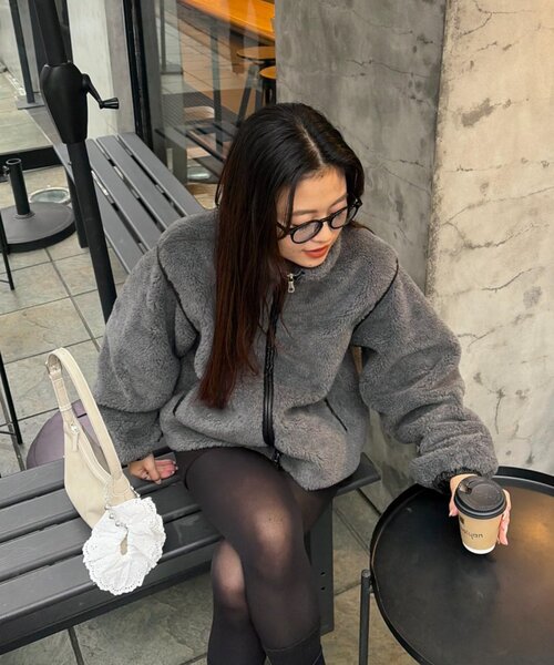 CIAOPANIC TYPY（チャオパニックティピー）の「【ぬくかる】2WAYふわボアスタンドジャケット（ブルゾン・レディース・アイボリー/ベージュ/チャコールグレー・ONE SIZE）」の10枚目の写真