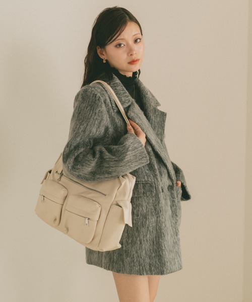 フェイクレザーメニーアウトポケットバッグ（トートバッグ）｜VANNIE U