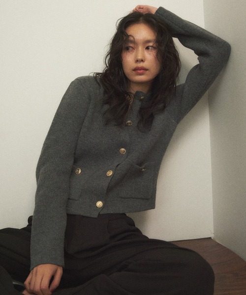 Shelly island（シェリーアイランド）の「ゴールドボタンニットカーディガン（カーディガン/ボレロ・レディース・ホワイト/グレー/ブラック・FREE）」の3枚目の写真