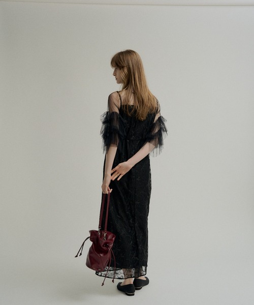 LE'RURE(リルアー)の「Pearl motif embroidery dress(ドレス・レディース・グレー/ブラック/ベージュ・SMALL/MEDIUM/M-Long)」の6枚目の写真