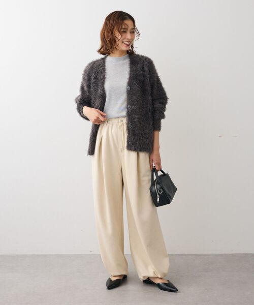 Green　Parks（グリーンパークス）の「シャギーVネックカーディガン（カーディガン/ボレロ・レディース・グレー/ホワイト系その他2/グレイッシュベージュ/ボルドー・FREE）」の5枚目の写真