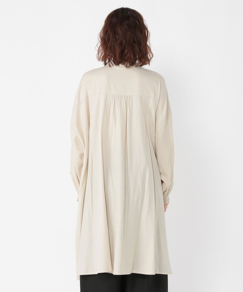 studio CLIP(スタディオクリップ)の「切り替えタックシャツチュニック(チュニック・レディース・ブラウン/カーキ/アイボリー・FREE)」の18枚目の写真