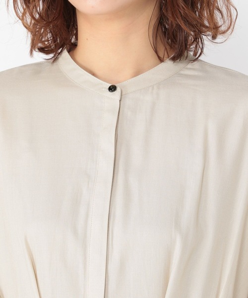 studio CLIP(スタディオクリップ)の「切り替えタックシャツチュニック(チュニック・レディース・ブラウン/カーキ/アイボリー・FREE)」の19枚目の写真