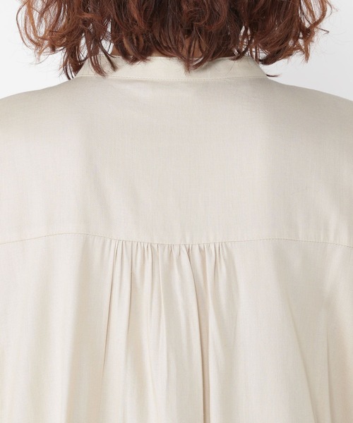 studio CLIP(スタディオクリップ)の「切り替えタックシャツチュニック(チュニック・レディース・ブラウン/カーキ/アイボリー・FREE)」の22枚目の写真