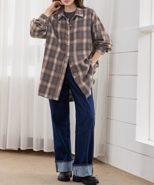 DAY CLOSET（デイ クローゼット）の「【2WAY/羽織ったり巻いたり】長袖グラデーションチェック柄オーバーサイズ×ドロップショルダーシャツ レディース（シャツ/ブラウス・レディース・ブラウン/ブラック・FREE）」の19枚目の写真