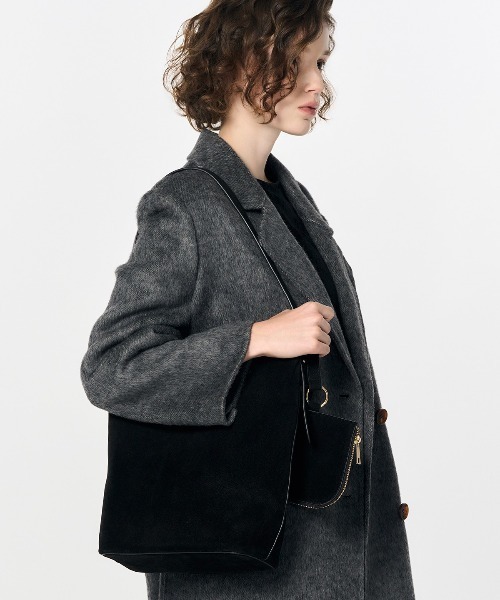 GENERAL IDEA（ジェネラルアイデア）の「【GENERAL IDEA】ポーチ付きワンショルダーバッグ / WOMAN ECO SUEDE SHOULDER BAG（ショルダーバッグ・レディース・カーキ/ブラック・FREE）」の7枚目の写真
