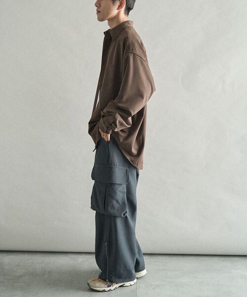 CRAFT STANDARD BOUTIQUE(クラフトスタンダードブティック)の「ダブルジョーゼットカーゴスラックス(その他パンツ・メンズ・ブラウン/チャコールグレー/ブラック・L/M/XL)」の21枚目の写真