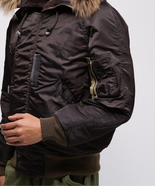 希少カラー★AVIREX N-2B 短丈 ラクーンファー 黒 M　C731 希少カラー☆AVIREX N-2B 短丈 ラクーンファー 黒 M C731 AVIREX