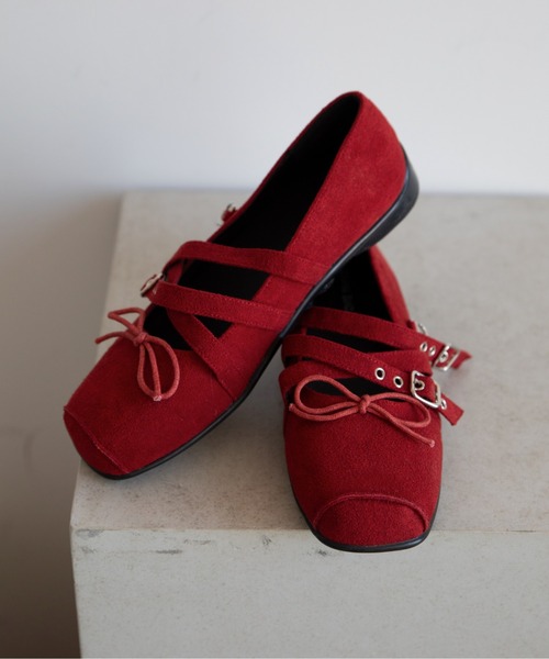 VACANCY（ヴァカンシー）の「ランダムストラップスクエアトゥフラットスニーカー（スニーカー・レディース・シルバー/ブラック/レッド・LARGE/MEDIUM）」の19枚目の写真