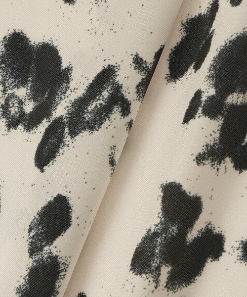 allureville（アルアバイル）の「OFFICINAバックプリーツブラウス（シャツ/ブラウス・レディース・アイボリー・2）」の13枚目の写真