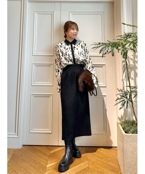 allureville（アルアバイル）の「OFFICINAバックプリーツブラウス（シャツ/ブラウス・レディース・アイボリー・2）」の2枚目の写真