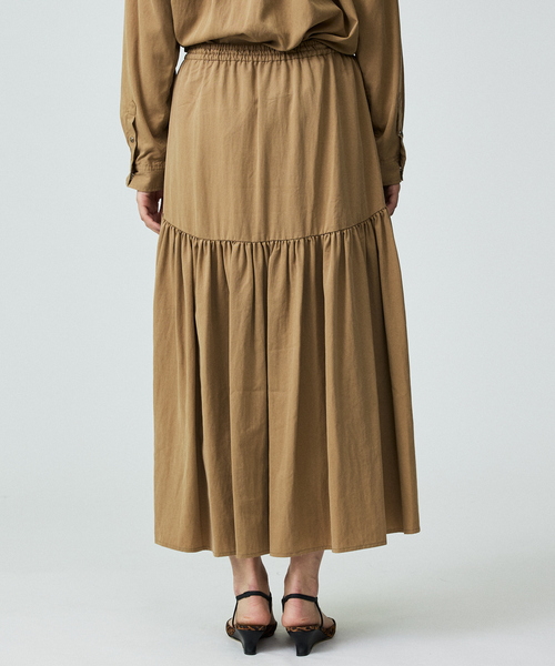 Rouge vif la cle（ルージュヴィフラクレ）の「【Le Melange/ル・メランジュ】テンセルナイロンツイルスカート / セットアップ着用可能【WEB限定】（スカート・レディース・オフホワイト/キャメル・フリー）」の11枚目の写真