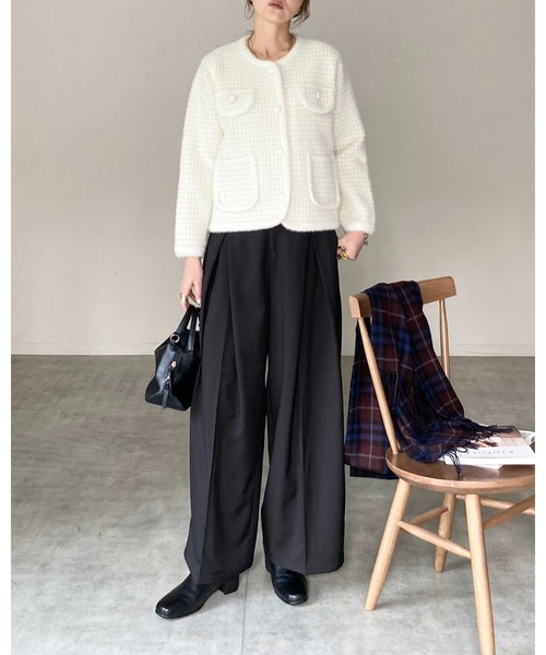 She's Closet(シーズクローゼット)の「ショート丈ラメ配色シャギーニットジャケット/カーディガン(カーディガン/ボレロ・レディース・アイボリー/ブラック・FREE)」の10枚目の写真