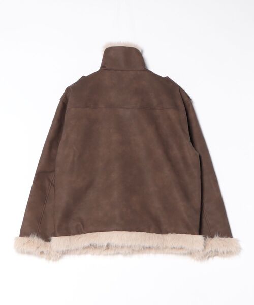GORGE（ゴージ）の「《フェイクレザー×ファー切替》レディース ボタン留め ミドル丈ブルゾン アウター 秋冬（ブルゾン・レディース・ダークブラウン/ブラック・F）」の9枚目の写真
