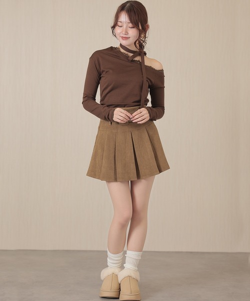 Lace Ladies(レースレディース)の「チョーカー リボン レース ワンショルダー トップス(Tシャツ/カットソー・レディース・ブラック/ホワイト/ブラウン・S/M)」の5枚目の写真