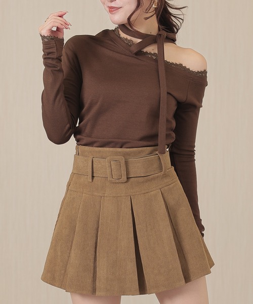Lace Ladies(レースレディース)の「チョーカー リボン レース ワンショルダー トップス(Tシャツ/カットソー・レディース・ブラック/ホワイト/ブラウン・S/M)」の6枚目の写真
