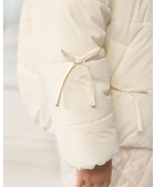 Lycee mine(リセマイン)の「リボン付きパフジャケット(ブルゾン・キッズ・ピンク/ライトグレー/ブラック/アイボリー/ブルーグレー・140cm/130cm/120cm/110cm/100cm/150cm)」の17枚目の写真