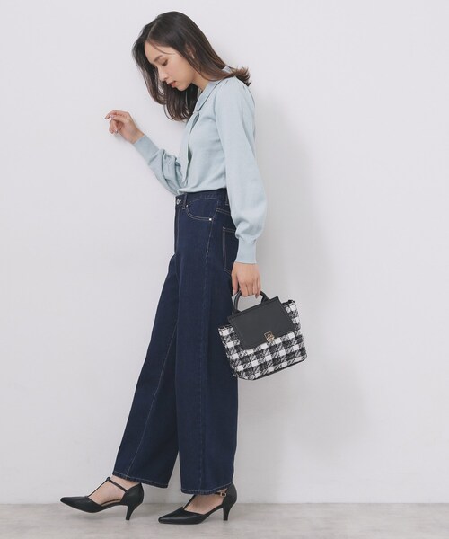 index（インデックス）の「ゴールドパーツ付きボウタイニット【洗濯機OK】《10col/XS～LL》（ニット/セーター・レディース・ホワイト系7/ベージュ系その他7/ピンク系1/ボルドー/ブルー系5/サックスブルー系7/チャコールグレー/ブラック系4/グレー系4/ブラウン系その他7・34/36/38/40/42）」の14枚目の写真