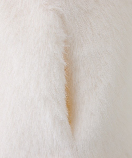 one after another NICE CLAUP（ワンアフターアナザーナイスクラップ）の「【Holiday collection】フェイクファーミドルコート（その他アウター・レディース・アイボリー/ブラック/グレー・FREE）」の11枚目の写真