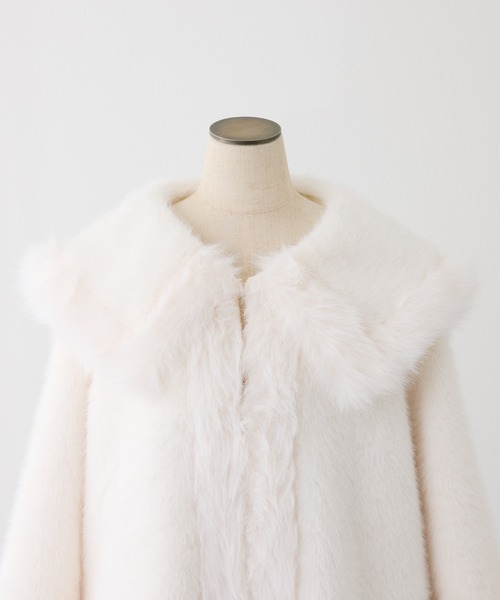 one after another NICE CLAUP（ワンアフターアナザーナイスクラップ）の「【Holiday collection】フェイクファーミドルコート（その他アウター・レディース・アイボリー/ブラック/グレー・FREE）」の9枚目の写真