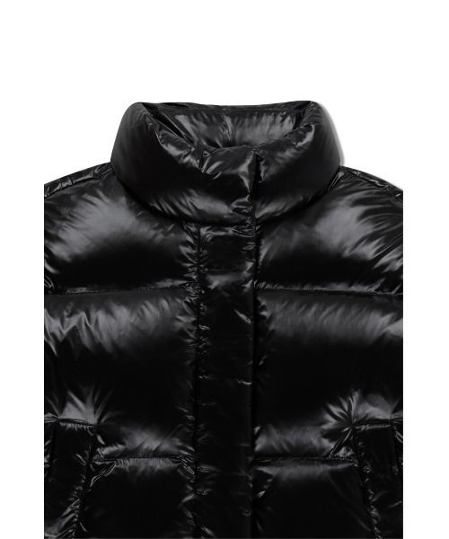 MARITHE + FRANCOIS GIRBAUD(マリテフランソワジルボー)の「W GLOSSY CROP DOWN JACKET(ダウンジャケット/コート・レディース・Silver/アイボリー/Black・SMALL/MEDIUM)」の6枚目の写真