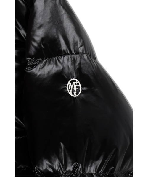 MARITHE + FRANCOIS GIRBAUD(マリテフランソワジルボー)の「W GLOSSY CROP DOWN JACKET(ダウンジャケット/コート・レディース・Silver/アイボリー/Black・SMALL/MEDIUM)」の7枚目の写真