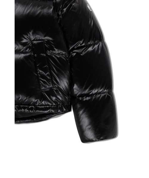 MARITHE + FRANCOIS GIRBAUD(マリテフランソワジルボー)の「W GLOSSY CROP DOWN JACKET(ダウンジャケット/コート・レディース・Silver/アイボリー/Black・SMALL/MEDIUM)」の8枚目の写真