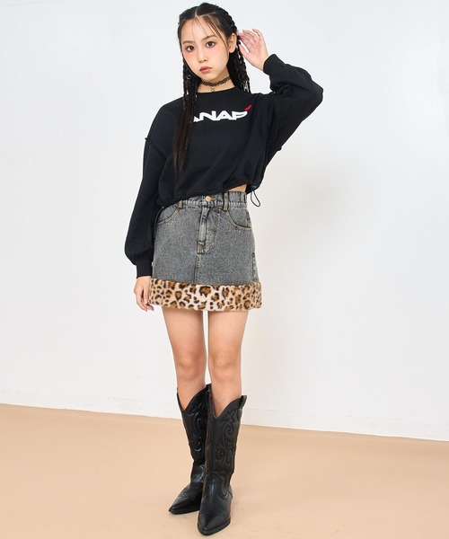 ANAP GiRL(アナップガール)の「ANAPロゴ ドロスト付クロップドトップス スウェット 【親子お揃い】【キッズお揃い】(スウェット・キッズ・ライトグレー/ピンク/ブラック・XS/S/M)」の21枚目の写真
