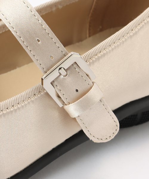 B.C STOCK(ベーセーストック)の「ストラップバレエシューズ(バレエシューズ・レディース・ブラック/ベージュ・SMALL/MEDIUM/LARGE)」の10枚目の写真