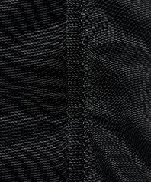 Alpha Industries（アルファインダストリーズ）の「＜ALPHA INDUSTRIES＞N-2B ショート フライトジャケット（ミリタリージャケット・メンズ・ブラック/オリーブ・L/M）」の5枚目の写真