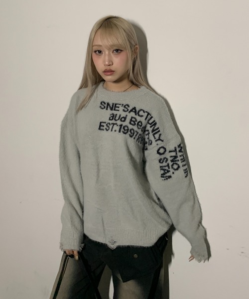 lilful（リルフル）の「レタリングロゴ オーバーサイズ ダメージ加工ニット（ニット/セーター・レディース・アイボリー/グレー/ホワイト・M/L）」の13枚目の写真