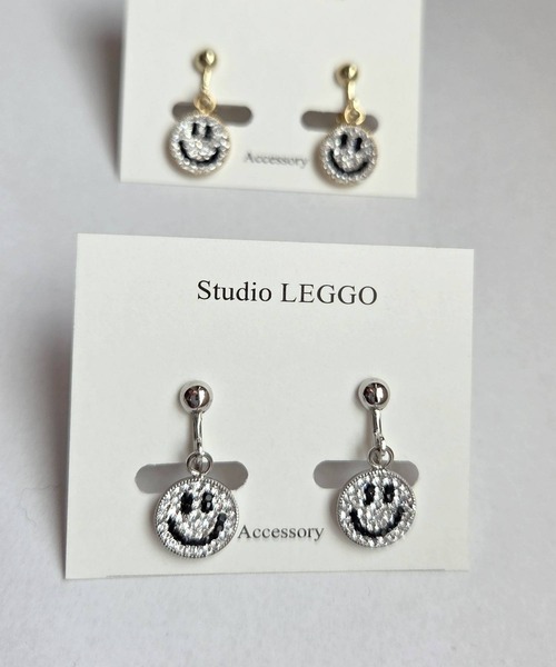 CERCA(チェルカ)の「Studio LEGGO/スマイルイヤリング(イヤリング・レディース・B/A・FREE)」の4枚目の写真