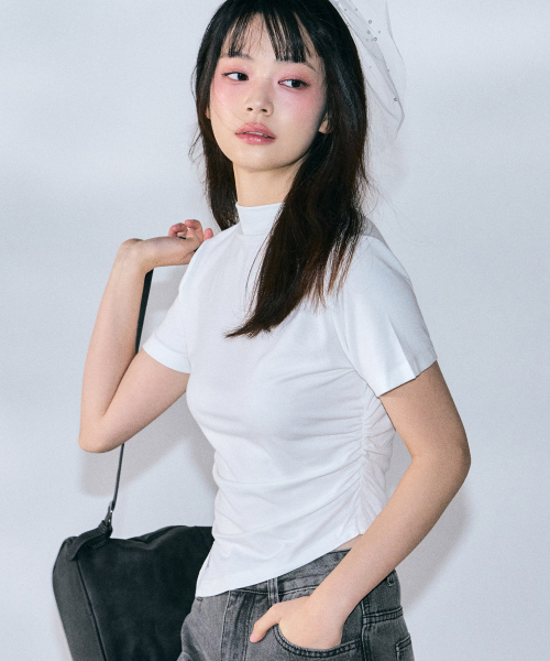ZEROPLANET（ゼロプラネット）の「ダイアナアンバランスハーフトップ [IVORY]（Tシャツ/カットソー・レディース・その他・FREE）」の4枚目の写真